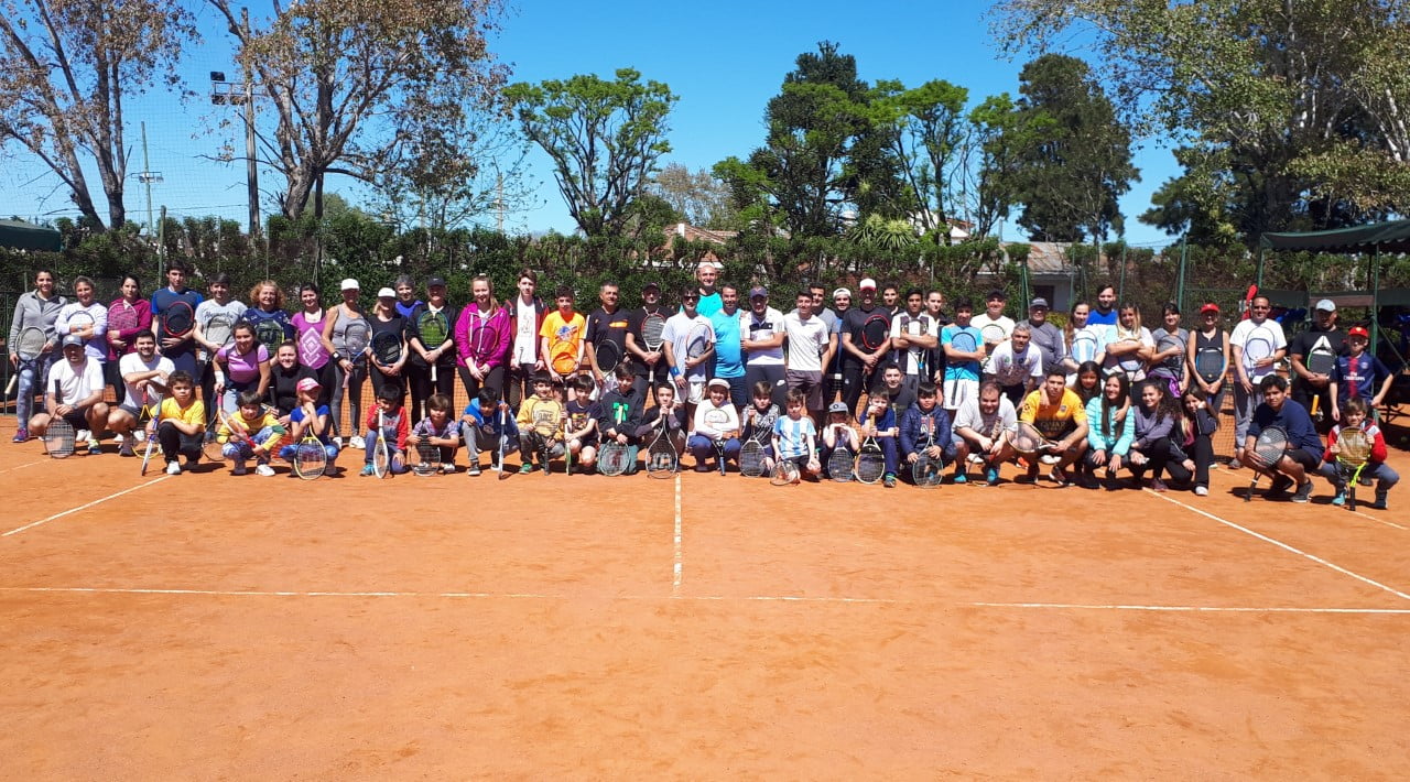 Torneo de Tenis para Menores y Adultos de todos los niveles