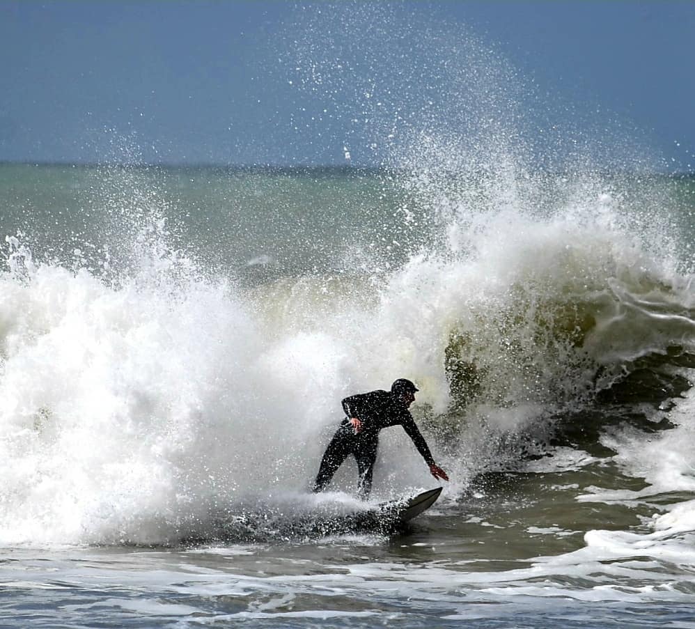 El surf argentino vuelve con un campeonato virtual junior en Mar del Plata