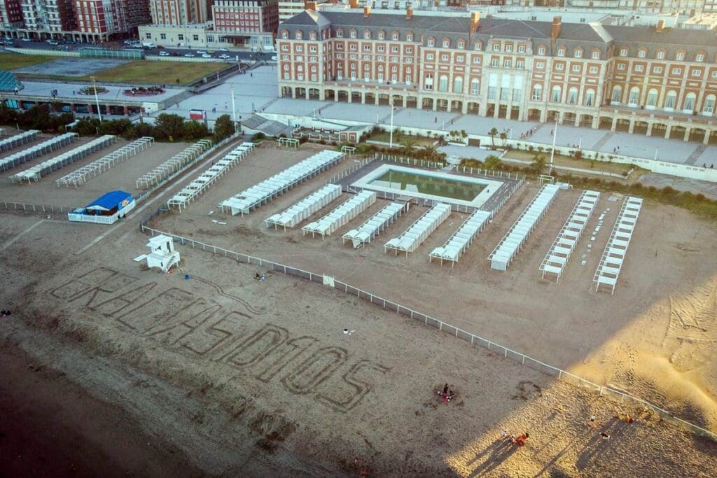 Homenaje a Maradona en Mar del Plata 7 26 11 2020 869971fb8e3301ca7bc3e19b1b48616b