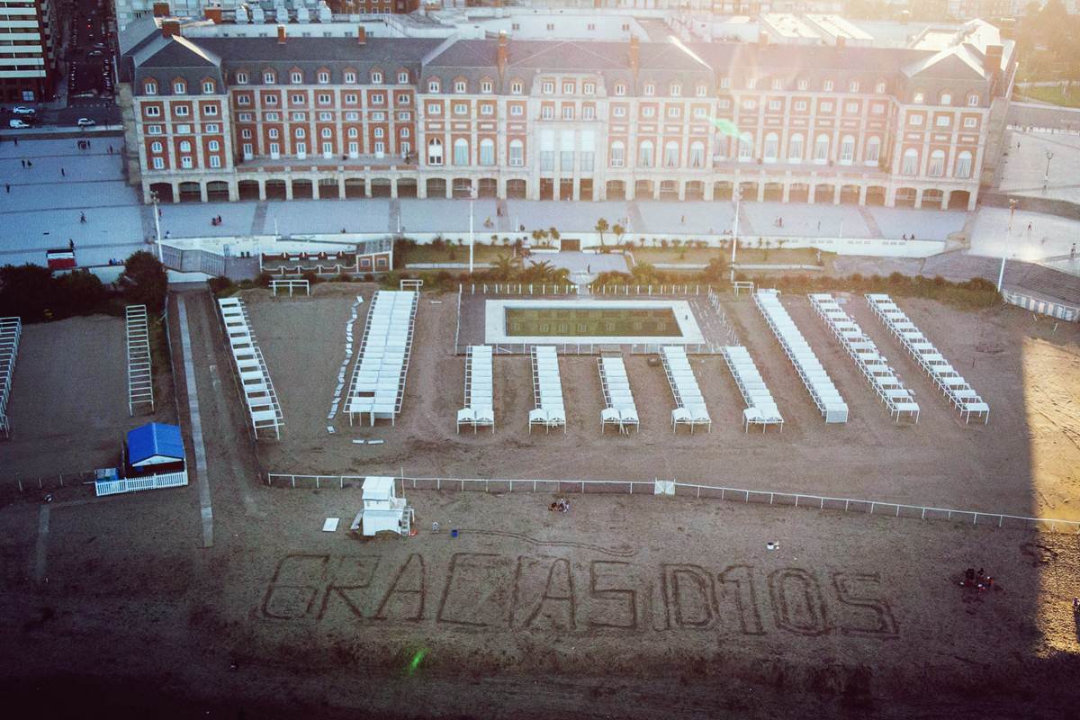 Homenaje a Maradona en Mar del Plata