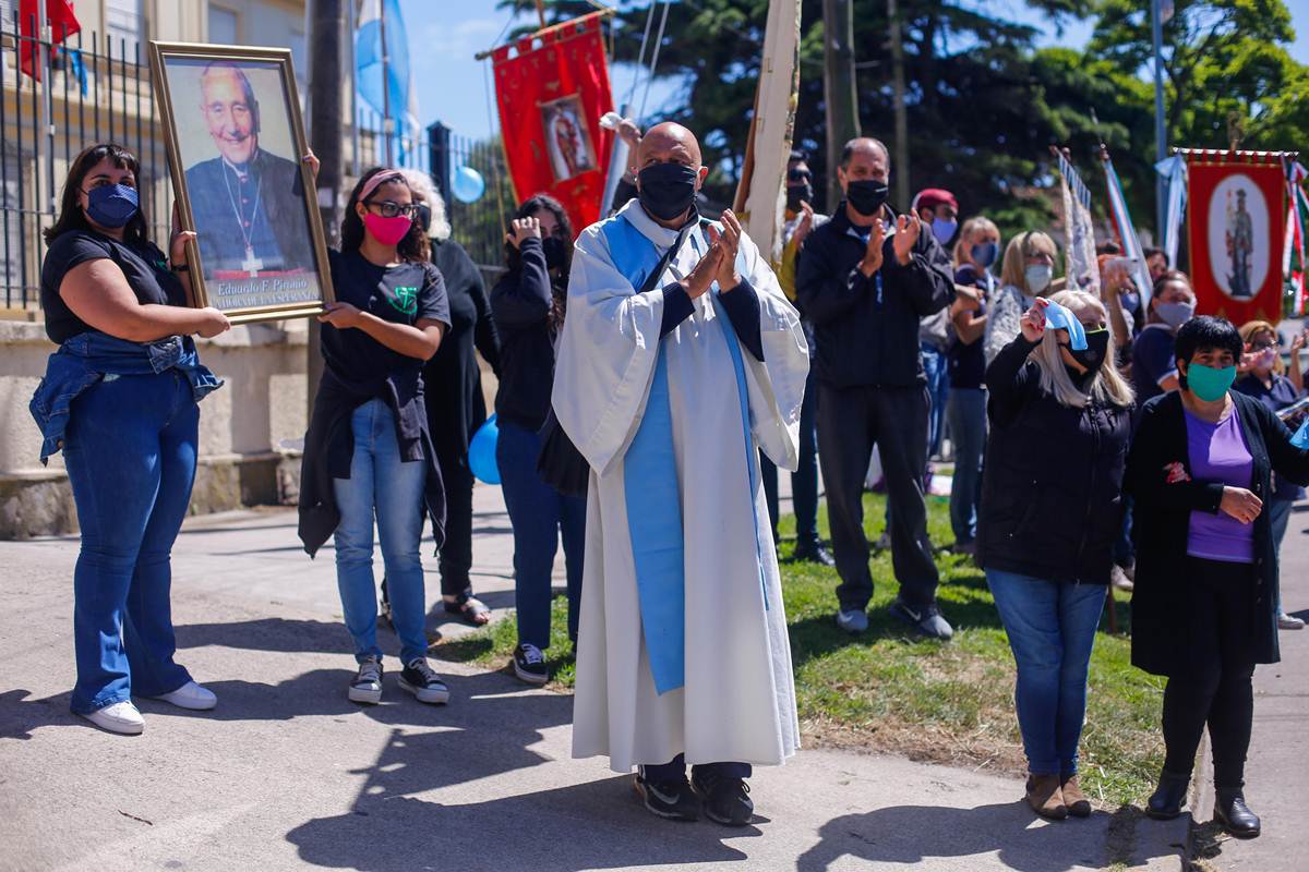 Miles de fieles participaron de la 47º Marcha de la Esperanza en Mar del Plata