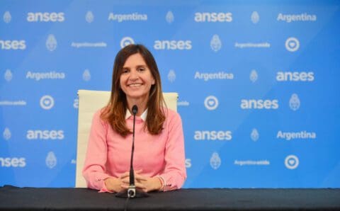 Raverta: “Es antidemocrático cerrar el Congreso e impedir que los argentinos se jubilen”