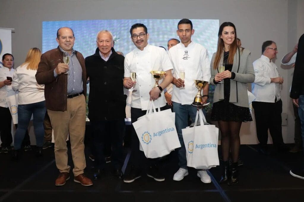 UTHGRA y el Ministerio de Turismo premiaron a los ganadores de "El Gusto Argentino" 3 El gusto argentino 2