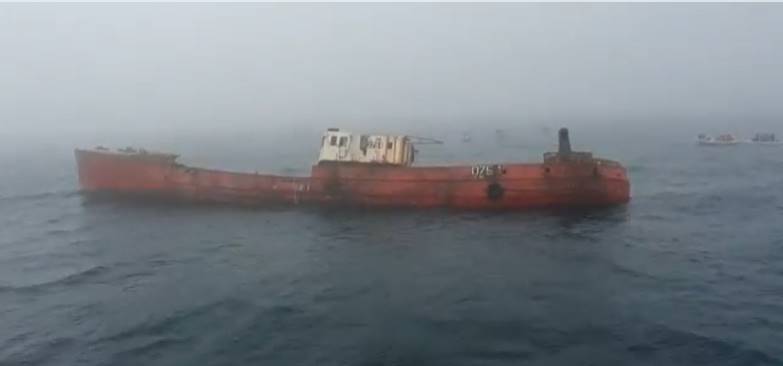 Video: hundieron un barco en las costas de Mar del Plata