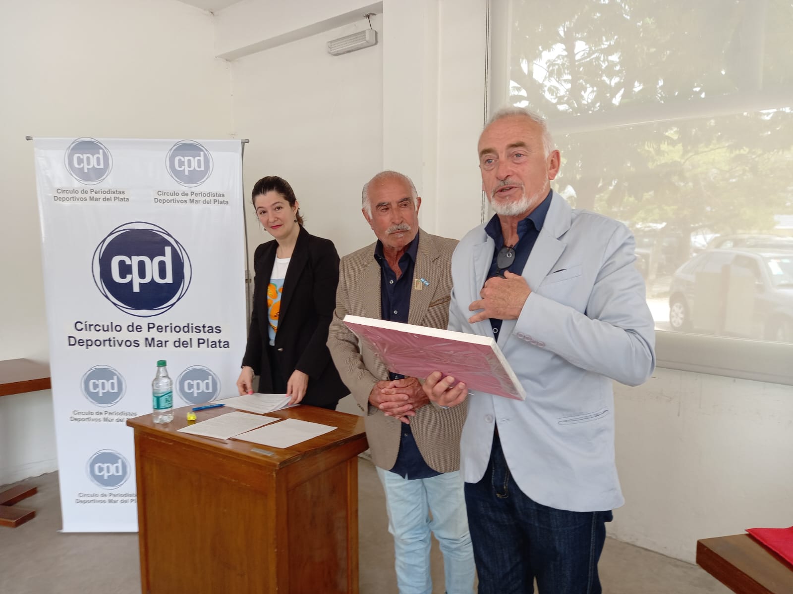El Círculo de Periodistas Deportivos distinguió a Claudio Lassiar en Mar del Plata