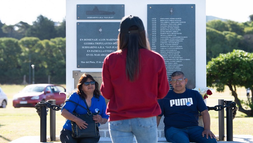 Homenaje a los tripulantes del submarino ARA “San Juan” en Mar del Plata