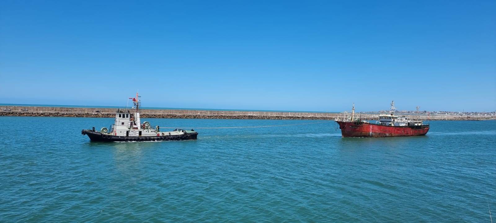 Desguazan barcos para que el Puerto de Mar del Plata recupere espacio