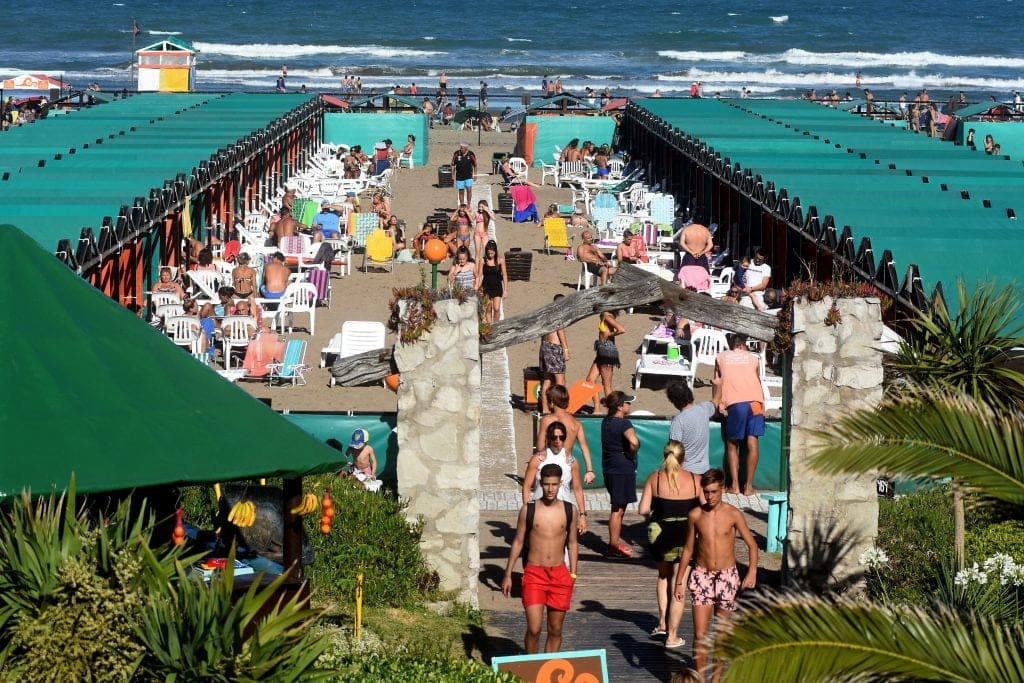 Se realizó el sorteo de carpas de Punta Mogotes: 46 ganadores de Mar del Plata y 14 de otros puntos del país
