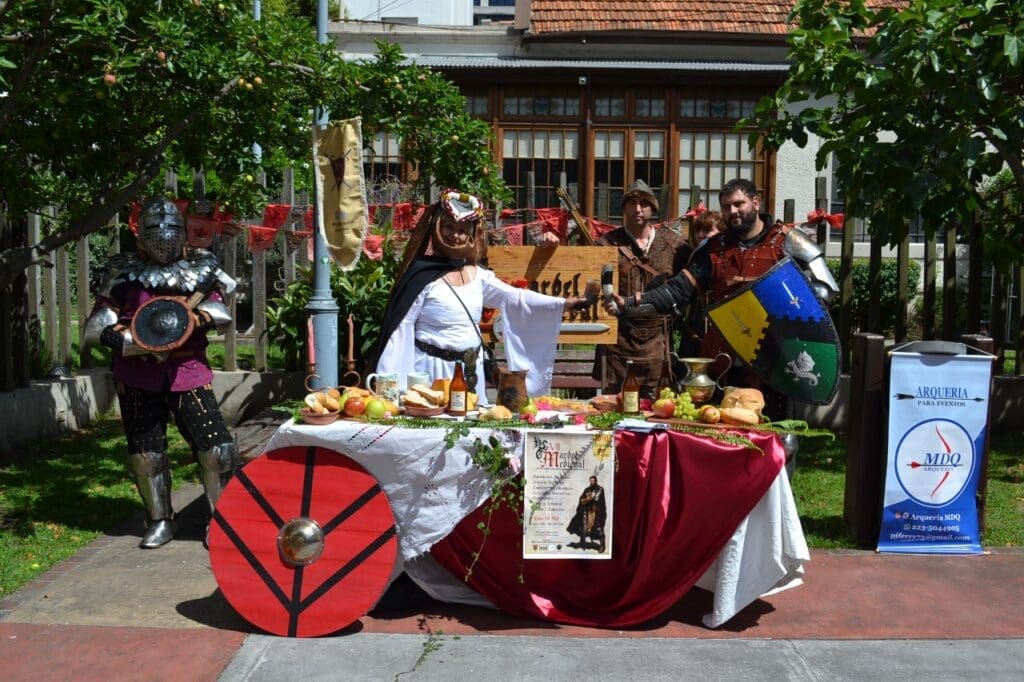Insólito: Una Taberna medieval en pleno centro de Mar del Plata 3 feriamedieval