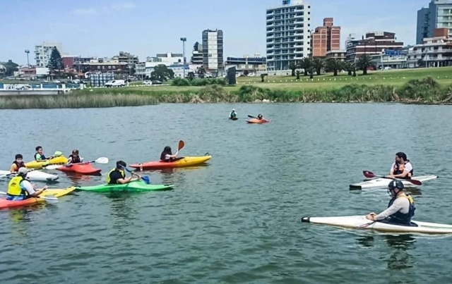 Jornada de seguridad en kayak gratuita en Punta Mogotes