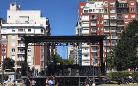 Abel Pintos dice ¡Gracias Mar del Plata! con una transmisión gratuita de su show en Plaza Colón