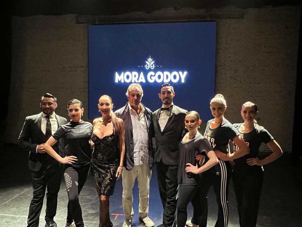 Mora Godoy emocionó y deslumbró en su debut en Mar del Plata