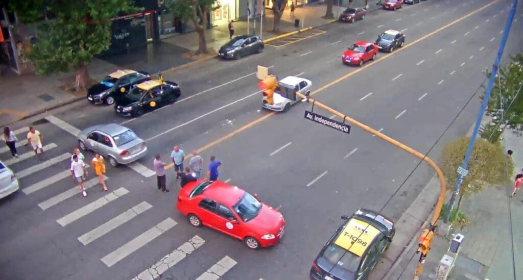 Taxis y Remises de Mar del Plata anuncian un paro esta semana 3 taxis