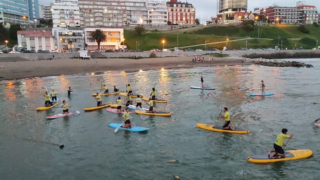 Maravillosa tarde de Stand Up Paddle en Playa Varese de Mar del Plata