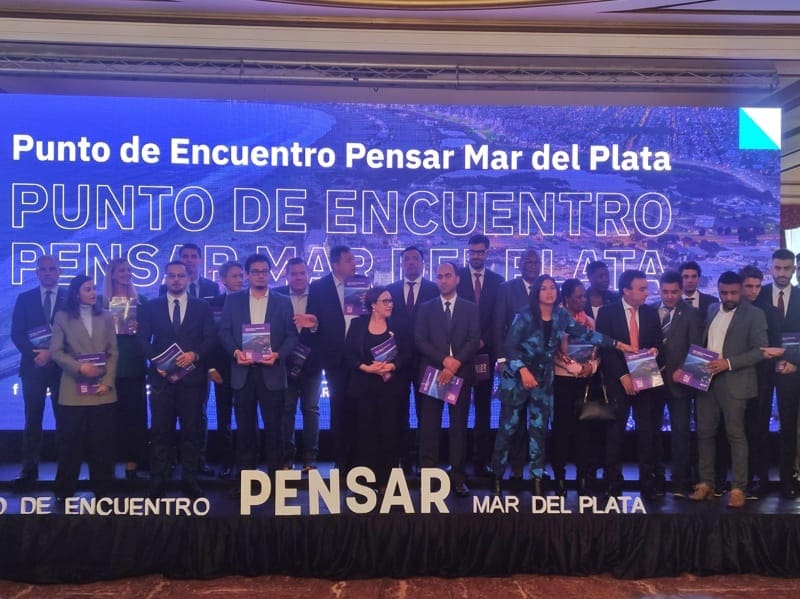 Comenzó en Mar del Plata una importante "minicumbre" internacional de Embajadores y empresarios 5 WhatsApp Image 2023 04 25 at 10.14.16