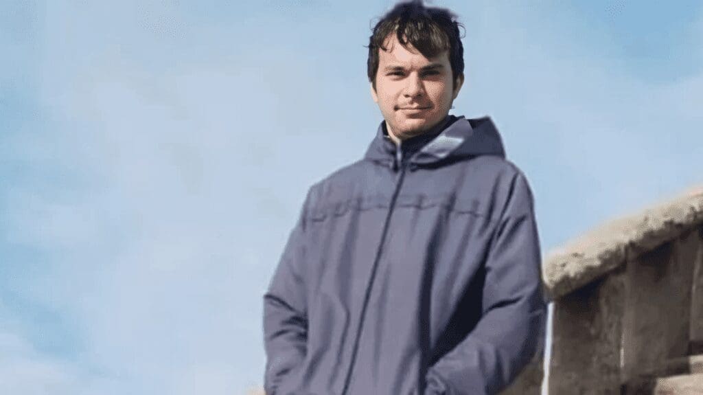 Estudiante de Mar del Plata desaparecido: intensa búsqueda en tierra y mar 3 estud