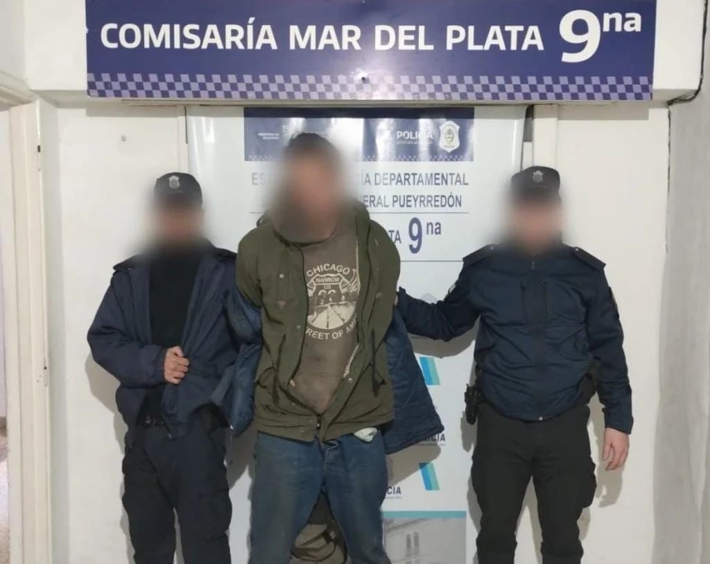 Vecinos redujeron a ladrón que robó teléfono celular en zona Güemes 3 IMG 20230803 WA0060