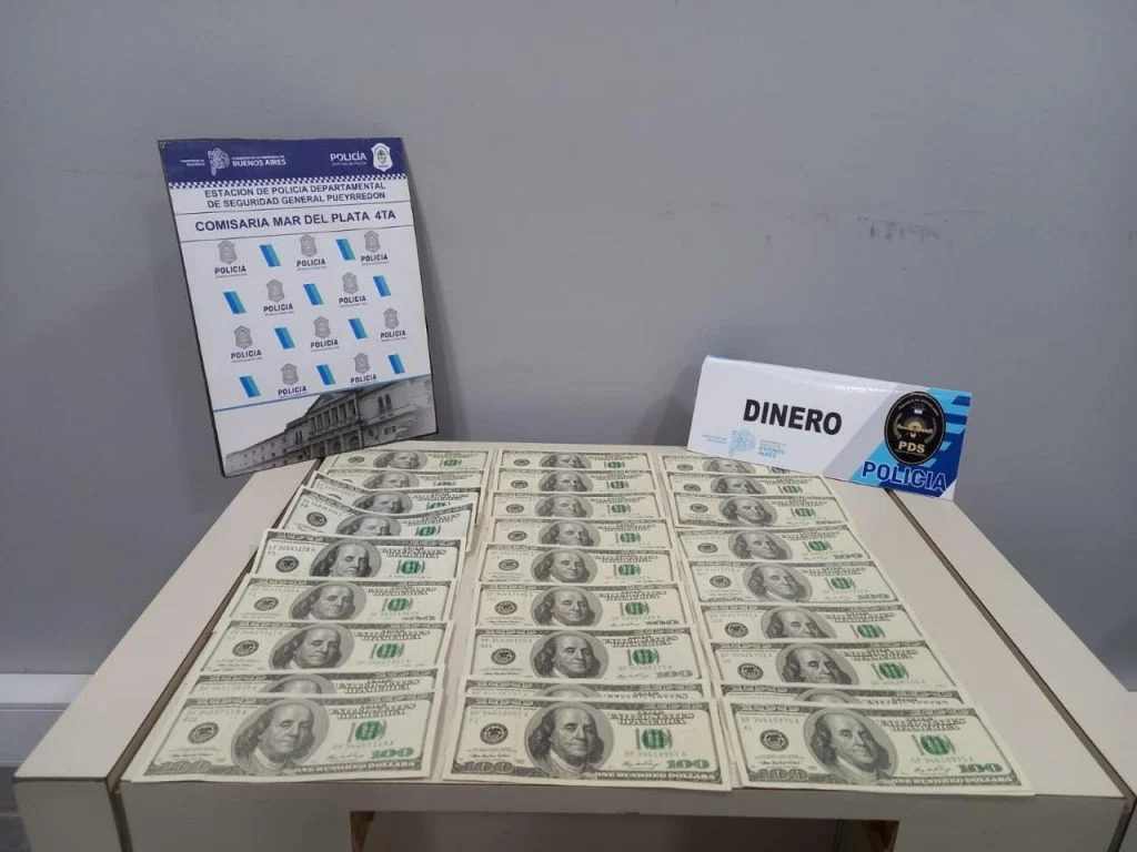 dolaresfalsos
