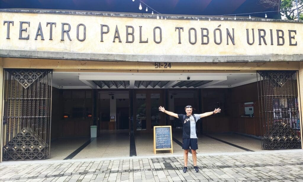6 Walter Canales Teatro Pablo Tobon Uribe