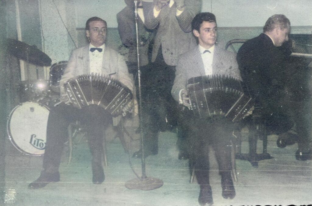 Manuel de Miguel y Daniel Moreno 1 1