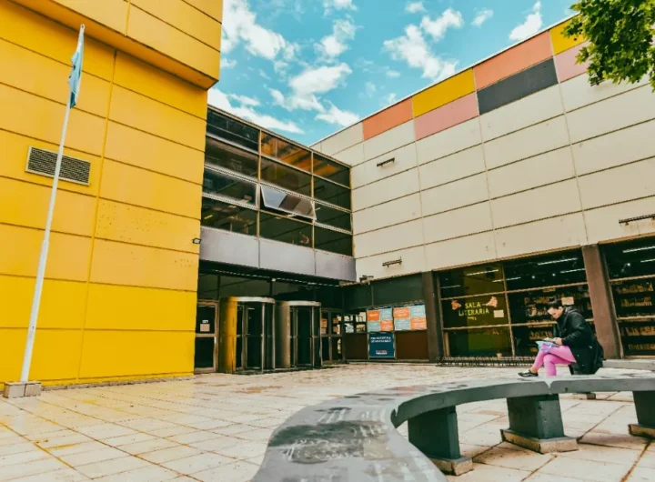 biblioteca