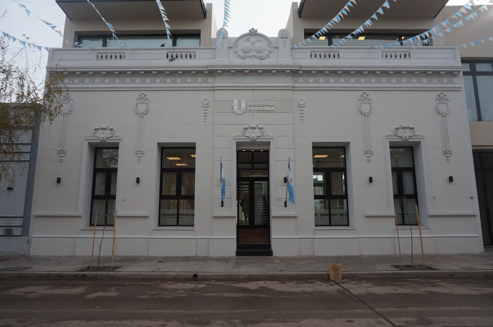 UNIVERSIDAD Loberia