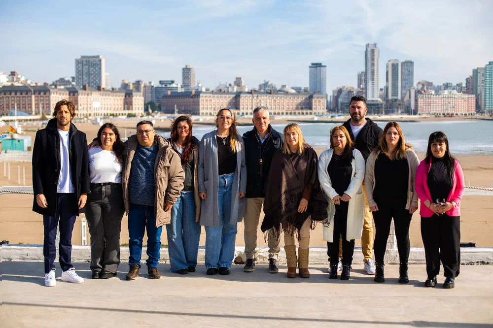 Con el ejemplo de "transformar desde la acción", Marcelo González presenta su equipo para las elecciones marplatenses 4 MG 2830 Editar
