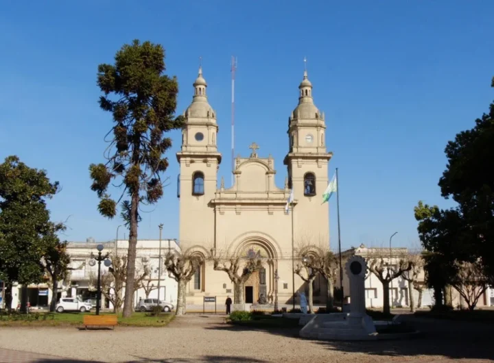 el viaje hacia la memoria bonaerense la ruta raigambre en 25 de mayo maxres editado